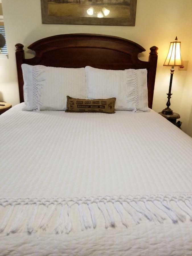 Waters Run Guest House & Suite Bittinger 外观 照片